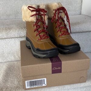 Clarks ‘Mazlyn’ Leather Water Resistant Lace-Up Women's Camel Winter Boots